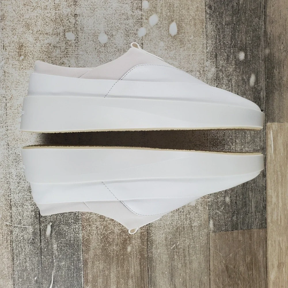 Wolf & Shepherd Cruise Tre Womens Shoes Sz 8 White Leather Upper Slip-On Sneaker